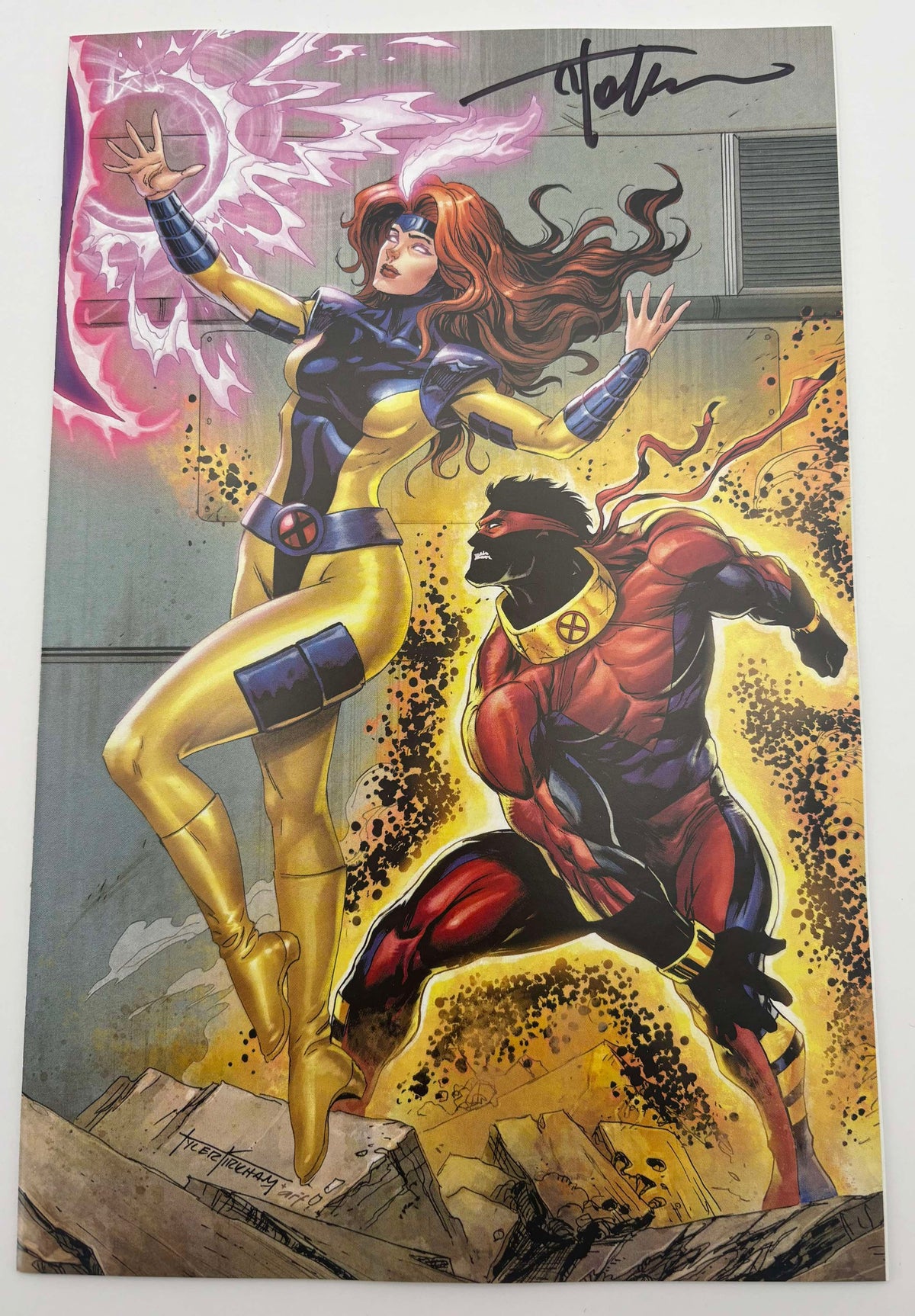 [Signed by Tyler Kirkham] X-Men #9 Unknown Comics Tyler Kirkham Exclusive Virgin Var [IN STOCK]